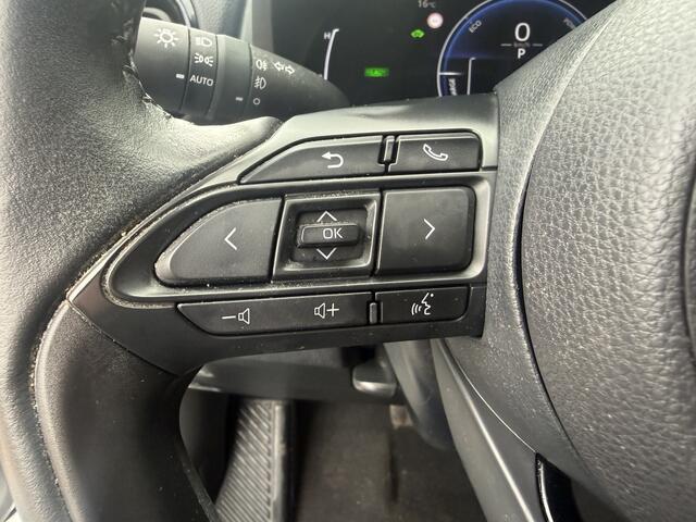 Toyota YARIS 1.5 Hybrid 115 First Edition blind spot