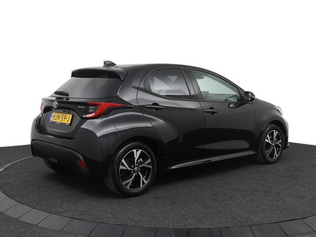 Toyota YARIS 1.5 Hybrid 115 Dynamic | Comfort pack | Stoel en stuurverwarming | Parkeersensoren |