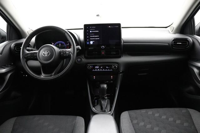 Toyota YARIS 1.5 Hybrid 115 Dynamic | Comfort pack | Stoel en stuurverwarming | Parkeersensoren |