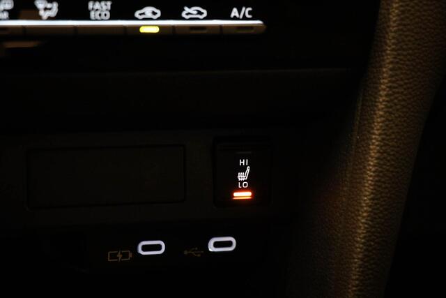 Toyota YARIS Cross 1.5 Hybrid 130 Dynamic | NIEUW | COMFORT PACK | STUURVERWARMING | CAMERA