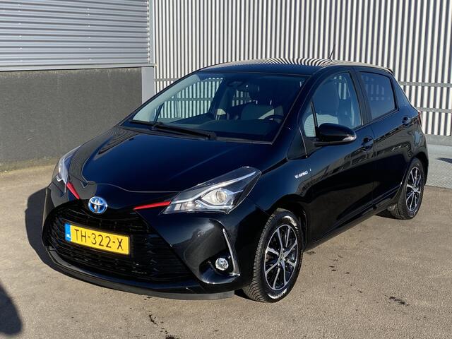 Toyota YARIS 1.5 Hybrid Design Sport Trekhaak, sportief, achteruitrij camera, cruise control, nette Nederlandse auto met boekjes