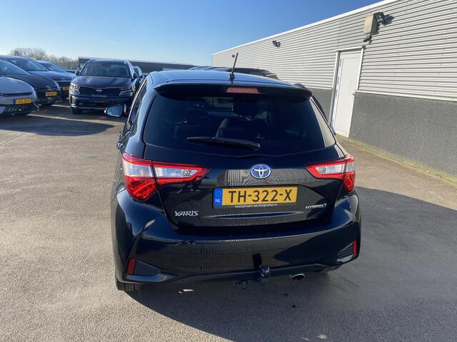 Toyota YARIS 1.5 Hybrid Design Sport Trekhaak, sportief, achteruitrij camera, cruise control, nette Nederlandse auto met boekjes