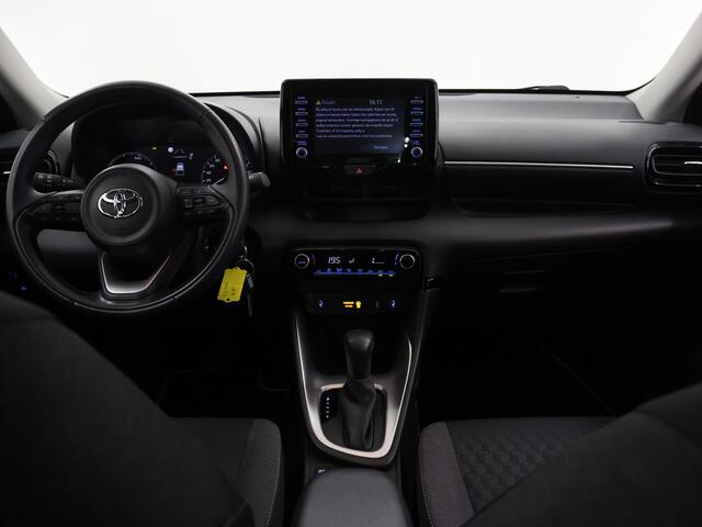 Toyota YARIS 1.5 Hybrid Active | Navigatie | Cruise Control | Climate Control | Camera | DAB | Apple CarPlay/Android Auto | Rijhulpsysteem |