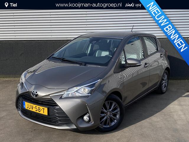 Toyota YARIS 1.5 VVT-i Energy Stoelverwarming, stoere matte grijze velgen, achteruitrij camera, cruise control, automaat!