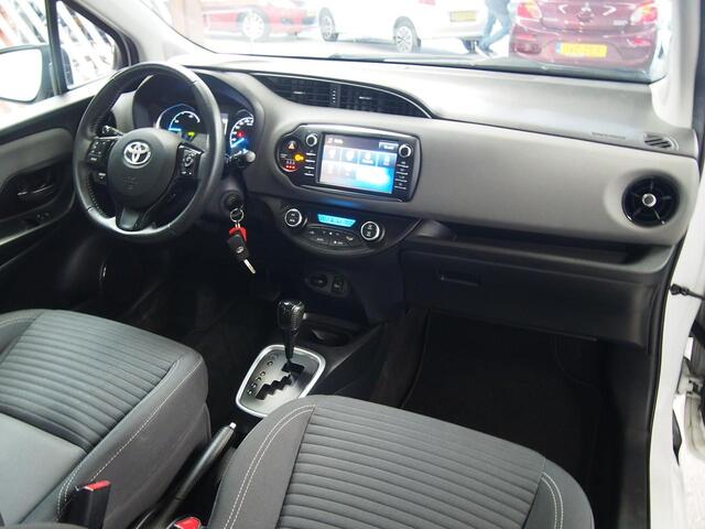 Toyota YARIS 1.5 Hybrid Aspiration Camera (APK:Nieuw) Incl.Garantie