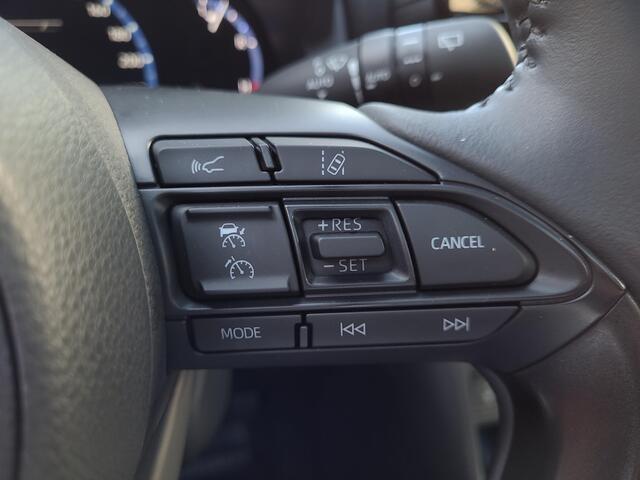 Toyota YARIS Cross 1.5 Hybrid Dynamic Plus | Panorama dak | Head Up | Navigatie | Apple CarPlay | Elektr. klep | Rijklaar incl. garantie |