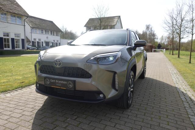Toyota YARIS Cross 1.5 Hybrid 115 Business Plus | Camera | Stoelverwarming | Stuurwielverwarming | ACC | CarPlay |