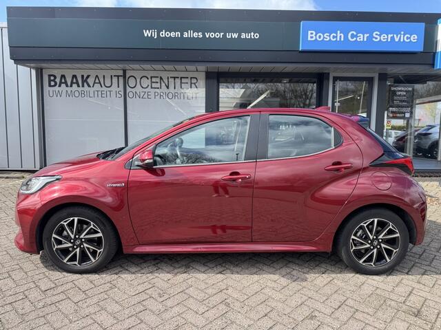 Toyota YARIS 1.5 Hyb. First Edition | Keyless | Camera | Navigatie