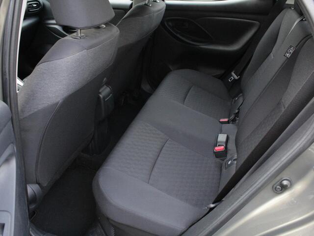 Toyota YARIS 1.5 Hybrid TeamNL Automaat | Carplay / Android Auto | Cruise | Clima | Camera | Lm-Velgen