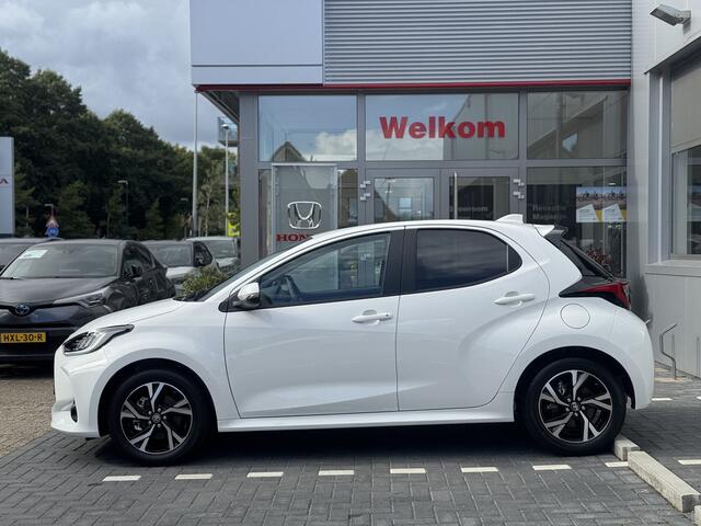 Toyota YARIS 1.5 Hybrid 115 Dynamic Apple/Android, Cruise control, Keyless entry