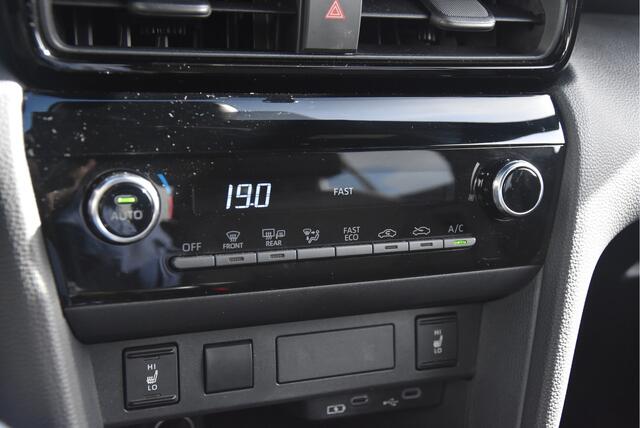 Toyota YARIS Cross 1.5 Hybrid 115 Dynamic | Comfort Pack |