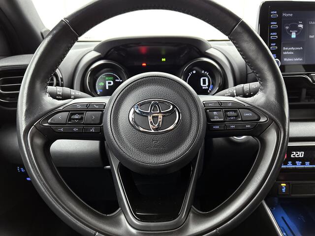 Toyota YARIS 1.5 Hybrid Launch Edition | Head-up display | Stoelverwarming |