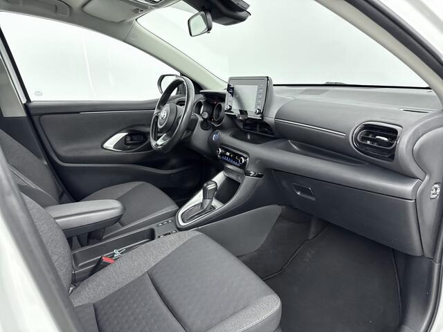 Toyota YARIS 1.5 Hybrid Dynamic 11-03 aangemeld Leseman DVL