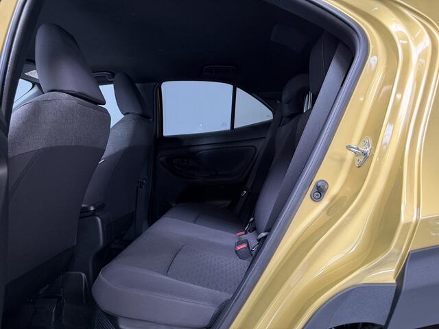 Toyota YARIS Cross 1.5 Hybrid Dynamic LED|DAB+|Camera|Cruise