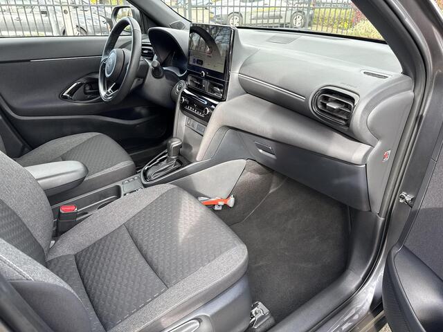 Toyota YARIS Cross 1.5 Hybrid 115 First Edition | Comfort pack | Stoelverwarming | PDC