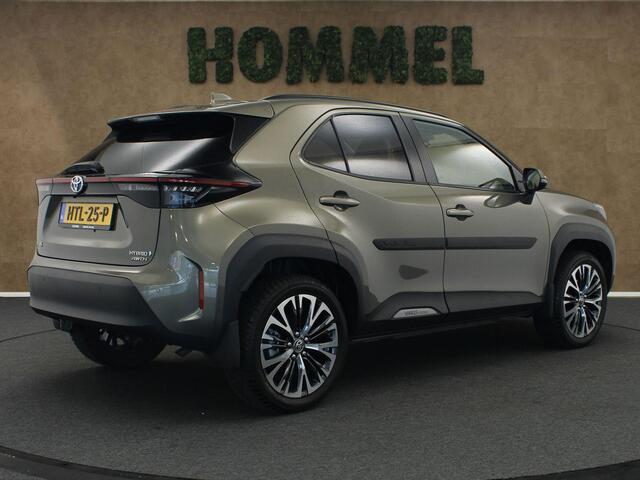 Toyota YARIS Cross 1.5 Hybrid Executive AWD - PANORAMADAK - 18 INCH LICHT METALEN VELGEN - NAVIGATIE - ARMSTEUN VOOR - CLIMATE CONTROL - CAMERA - DAB AUDIO - PARKEERSENSOREN VOOR/ ACHTER - ELEKTRISCH INKLAPBARE BUITENSPIEGELS - DEELS LEDEREN BEKLEDING - KEYLESS ENTRY/