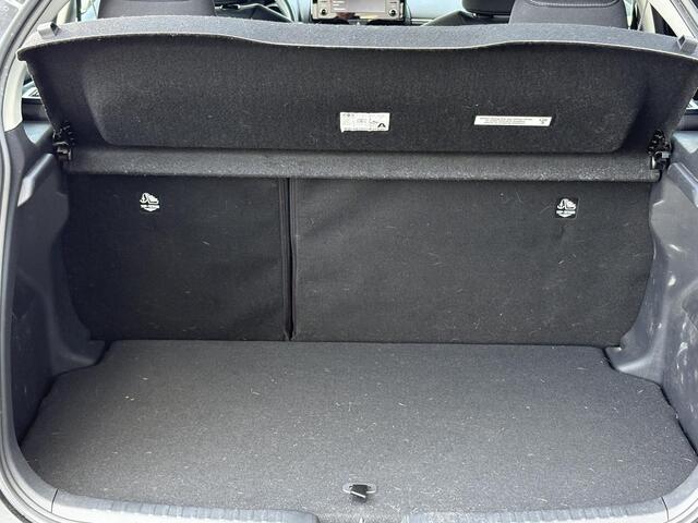 Toyota YARIS 1.5 Hybrid Dynamic