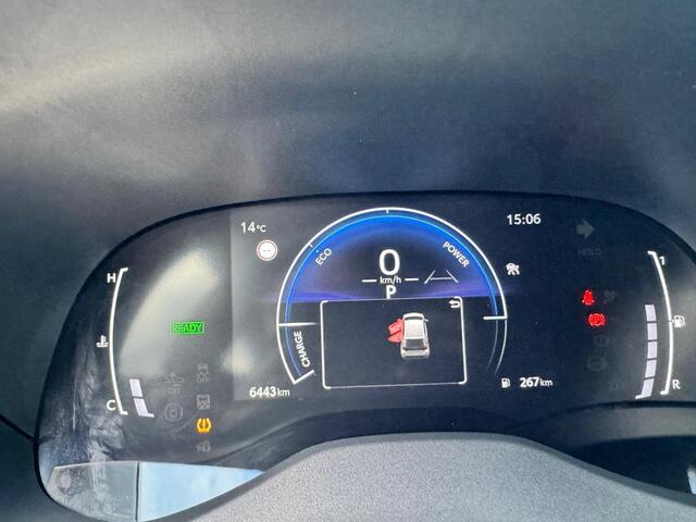 Toyota YARIS 1.5 Hybrid 115 Business Plus