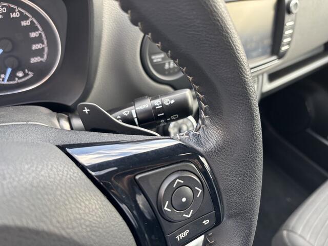 Toyota YARIS 5DRS 1.5 VVT-i Dynamic Camera / Schakellippers