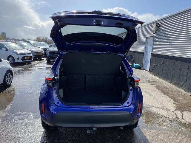Toyota YARIS Cross 1.5 Hybrid First Edition Trekhaak, NL-auto, 1e eign. boekjes compleet, navigatie, Apple CarPlay/Android Auto, achteruitrij camera, keyless, nette auto!