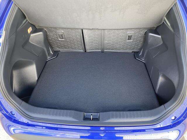 Toyota YARIS Cross 1.5 Hybrid First Edition Trekhaak, NL-auto, 1e eign. boekjes compleet, navigatie, Apple CarPlay/Android Auto, achteruitrij camera, keyless, nette auto!