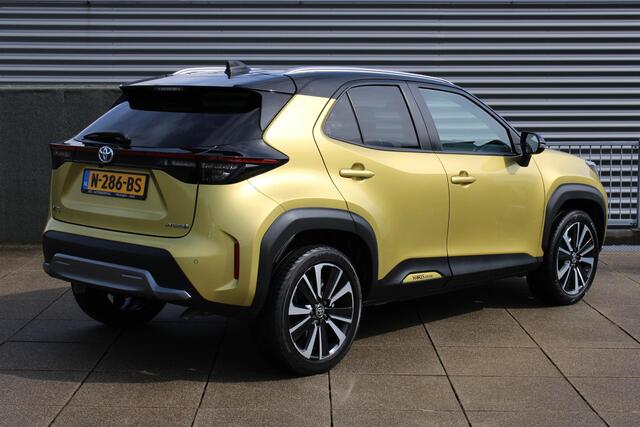 Toyota YARIS Cross 1.5 Hybrid Launch Edition Navigatie / Camera / Stoelverwarming