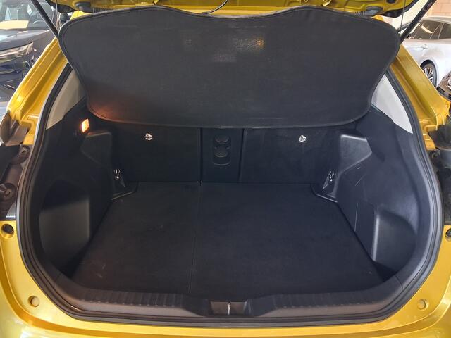 Toyota YARIS Cross 1.5 Hybrid Executive | HUD | JBL