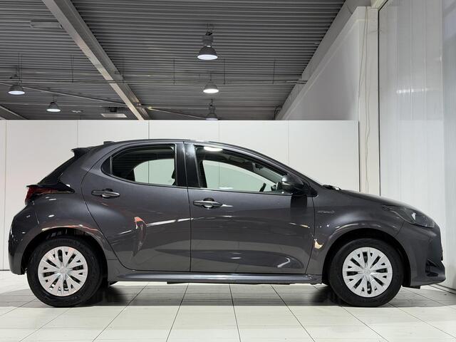 Toyota YARIS 1.5 Hybrid Active | Parkeersensoren V+A | Dealer onderhouden |