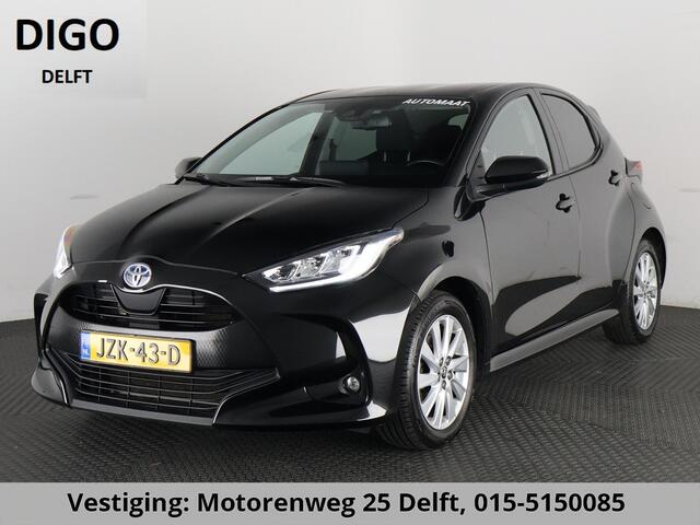 Toyota YARIS 1.5 Hybrid 115 BUSINESS BLACK GARANTIE TOT 7-2032 CARPLAY NAVIGATIE. CAMERA. ADAPTIEVE CRUISE. STUUR/STOELVERW.