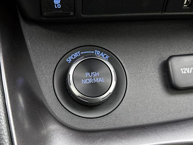 Toyota YARIS 1.6 GR Performance 261 PK | cruise control adaptief | lichtmetalen velgen 18" | microvezel bekleding |