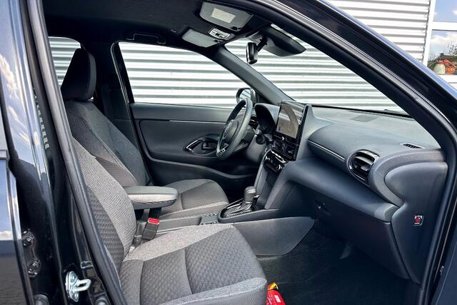 Toyota YARIS Cross 1.5 Hybrid 115 Dynamic 2.411 Km !