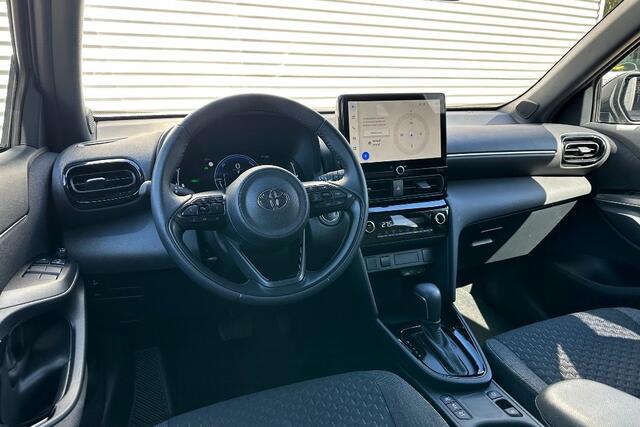 Toyota YARIS Cross 1.5 Hybrid 115 Dynamic 2.411 Km !