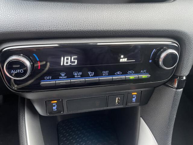 Toyota YARIS 1.5 Hybrid Dynamic | Stoelverw | Camera | Adaptive | Virtual |