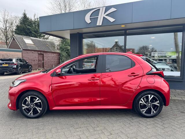 Toyota YARIS 1.5 Hybrid 115 Business Plus