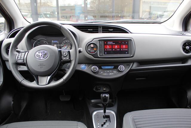 Toyota YARIS 1.5 Hybrid Dynamic | Rijklaar | ''Trekhaak'' | Apple/Android | Camera | Keyless | Clima | Cruise