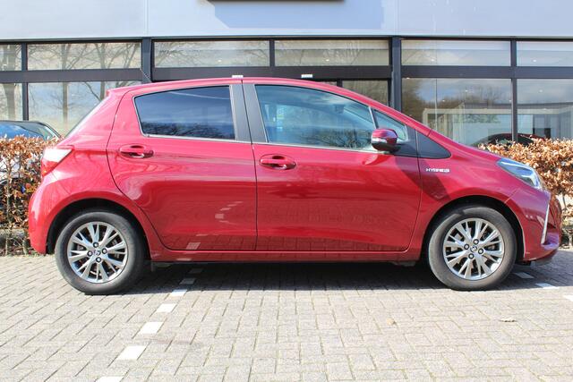 Toyota YARIS 1.5 Hybrid Dynamic | Rijklaar | ''Trekhaak'' | Apple/Android | Camera | Keyless | Clima | Cruise