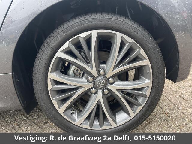 Toyota YARIS 1.5 Hybrid 130 Executive | JBL Audio | Head up Display | Stuur-/Stoelverwarming | Navigatie | Parkeersensoren voor & Achter