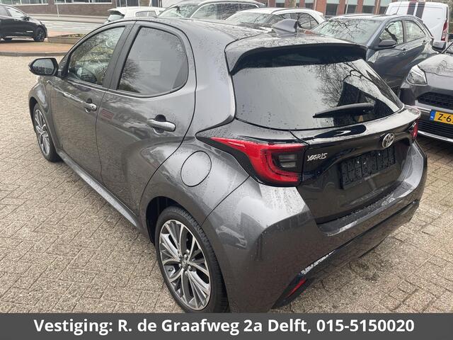 Toyota YARIS 1.5 Hybrid 130 Executive | JBL Audio | Head up Display | Stuur-/Stoelverwarming | Navigatie | Parkeersensoren voor & Achter