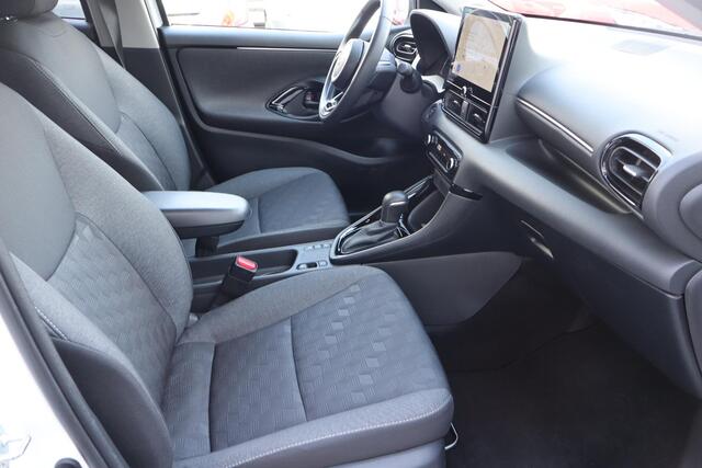 Toyota YARIS 1.5 Hybrid 115 First Edition Camera, Climate control, Automaat, Cruise control