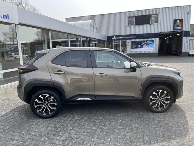 Toyota YARIS Cross 1.5 Hybrid Dynamic | Ad. Cruise | Navi | Camera | Winter-pakket