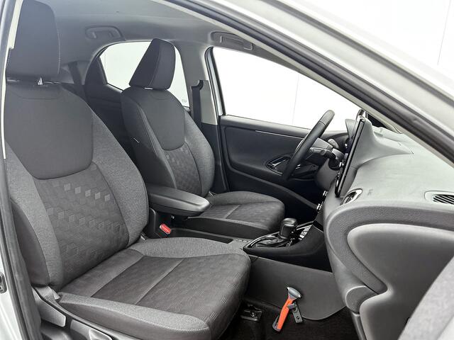 Toyota YARIS 1.5 Hybrid Dynamic | BTW Voertuig | Stoel en stuurwielverwarming |