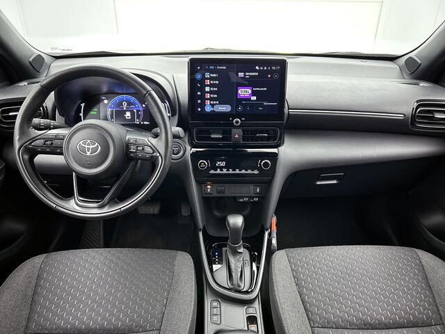 Toyota YARIS Cross 1.5 Hybrid 115 First Edition | BTW Voertuig | Stoel en stuurwielverwarming |