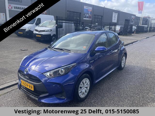 Toyota YARIS 1.5 Hybrid Active . Dealer onderhouden . Apple Carplay & AndroidAUTO . Camera
