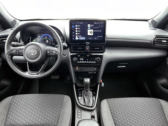 Toyota YARIS Cross 1.5 Hybrid 115 First Edition | BTW Voertuig | Stoel en stuurwielverwarming | Onderweg-naar-dealer