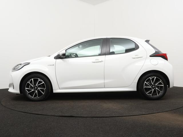 Toyota YARIS 1.5 Hybrid Dynamic Limited | CarPlay/Android Auto | Camera | LM Velgen |