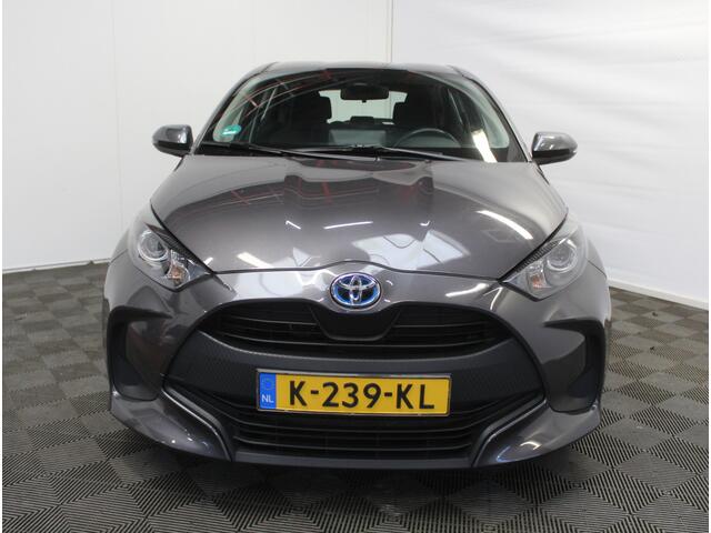 Toyota YARIS 1.5 Hybrid Active CAMERA | CARPLAY | CLIMATE | LED | NAVI | ADAPCRUISE | ELRM/SP