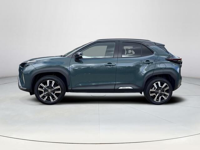 Toyota YARIS Cross 1.5 Hybrid 130 Executive | Premium Pack | Forest green met zwart dak | Nieuw uit voorraad leverbaar |