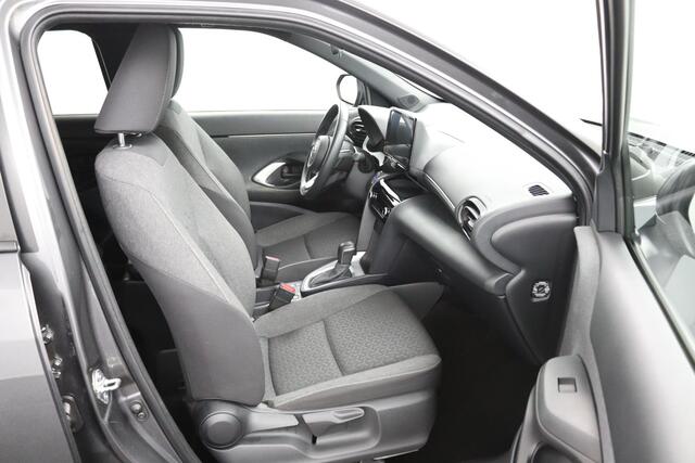 Toyota YARIS Cross 1.5 Hybrid First Edition | Trekhaak | NL Auto | Keyless Entry | Navigatie |