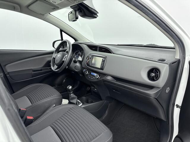 Toyota YARIS 1.5 VVT-i Dynamic | LM velgen | Bluetooth | 125 PK | Dealer onderhouden |