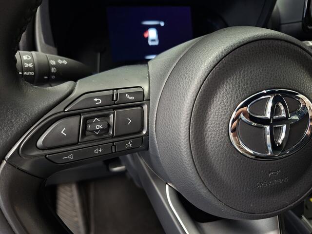 Toyota YARIS Cross 1.5 Hybrid I Luxe uitvoering I Dodehoekherkenning I Elektrische achterklep I